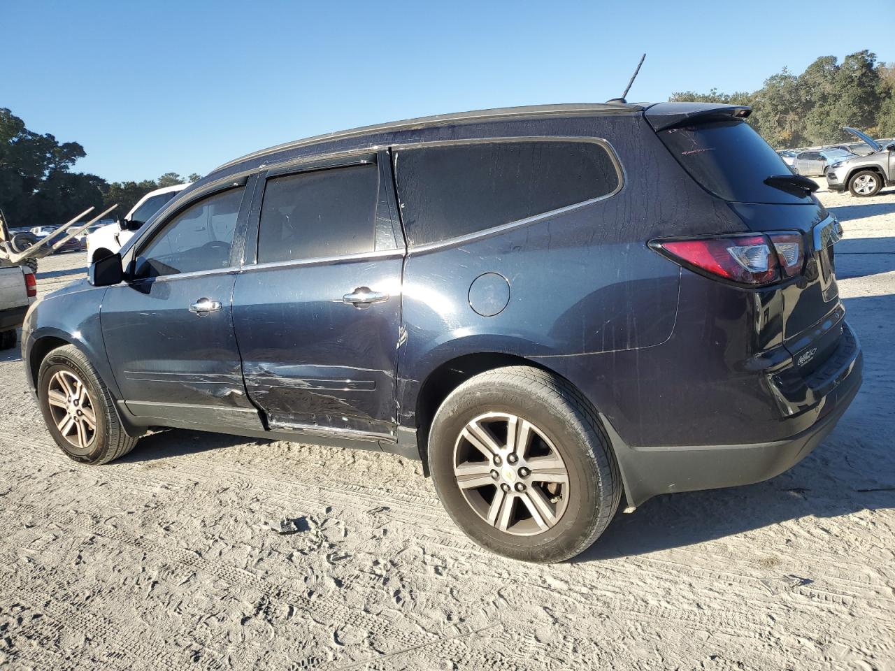 2015 Chevrolet Traverse - Image 2