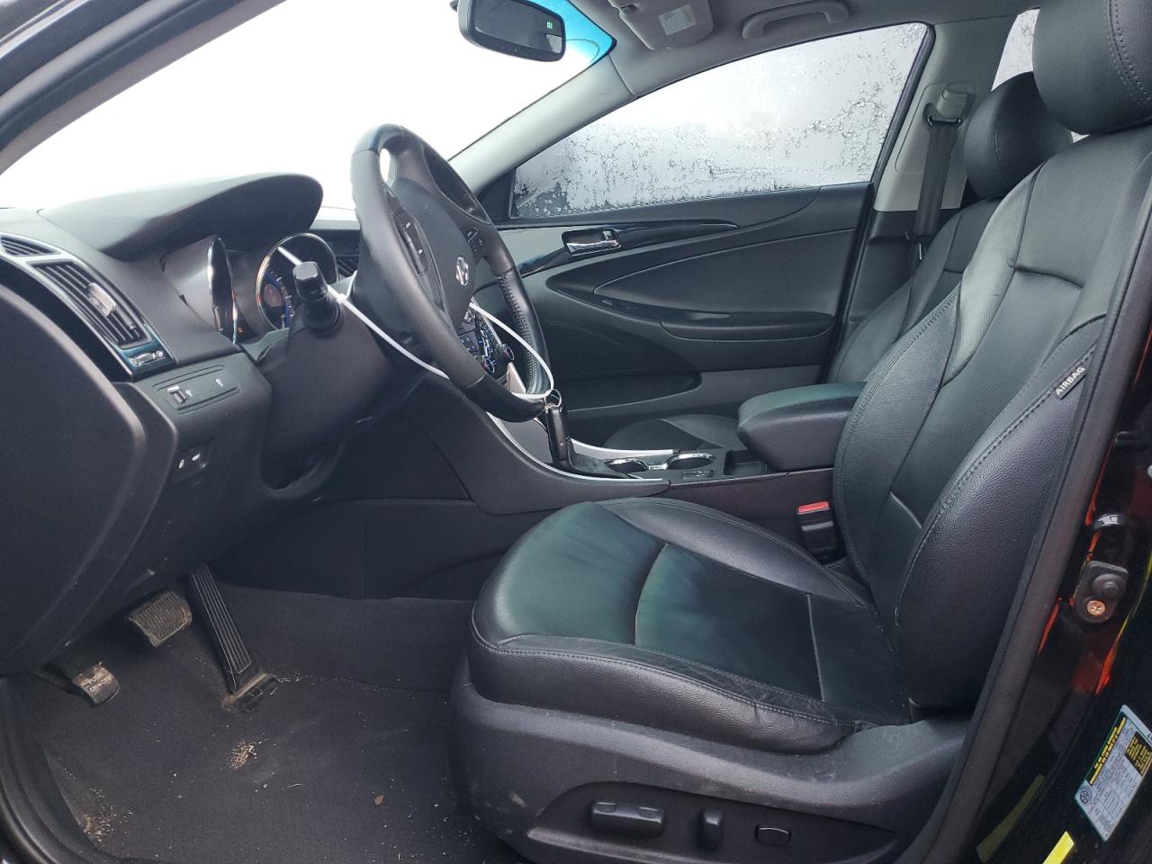 2011 Hyundai Sonata - Image 7