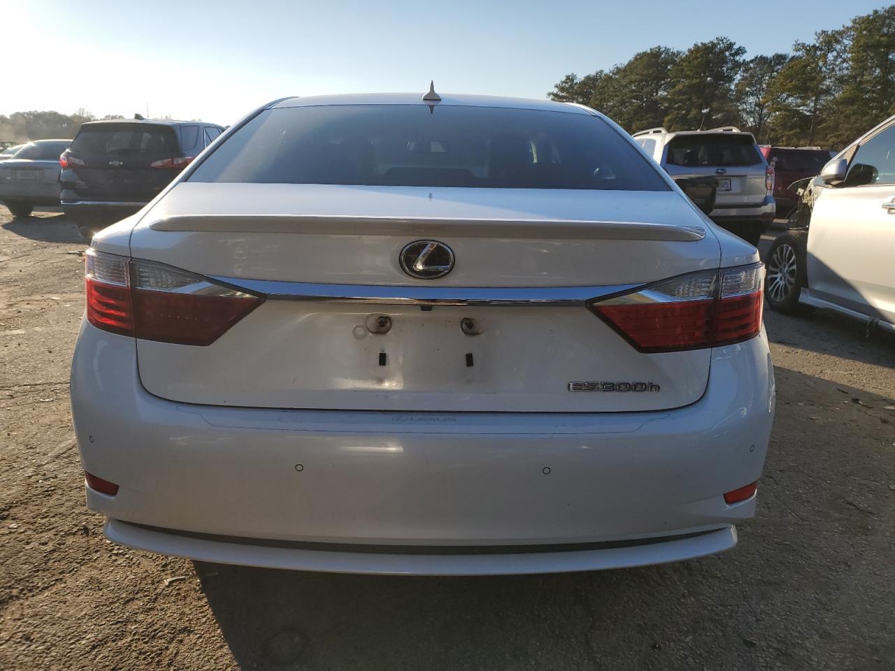2013 Lexus ES - Image 6