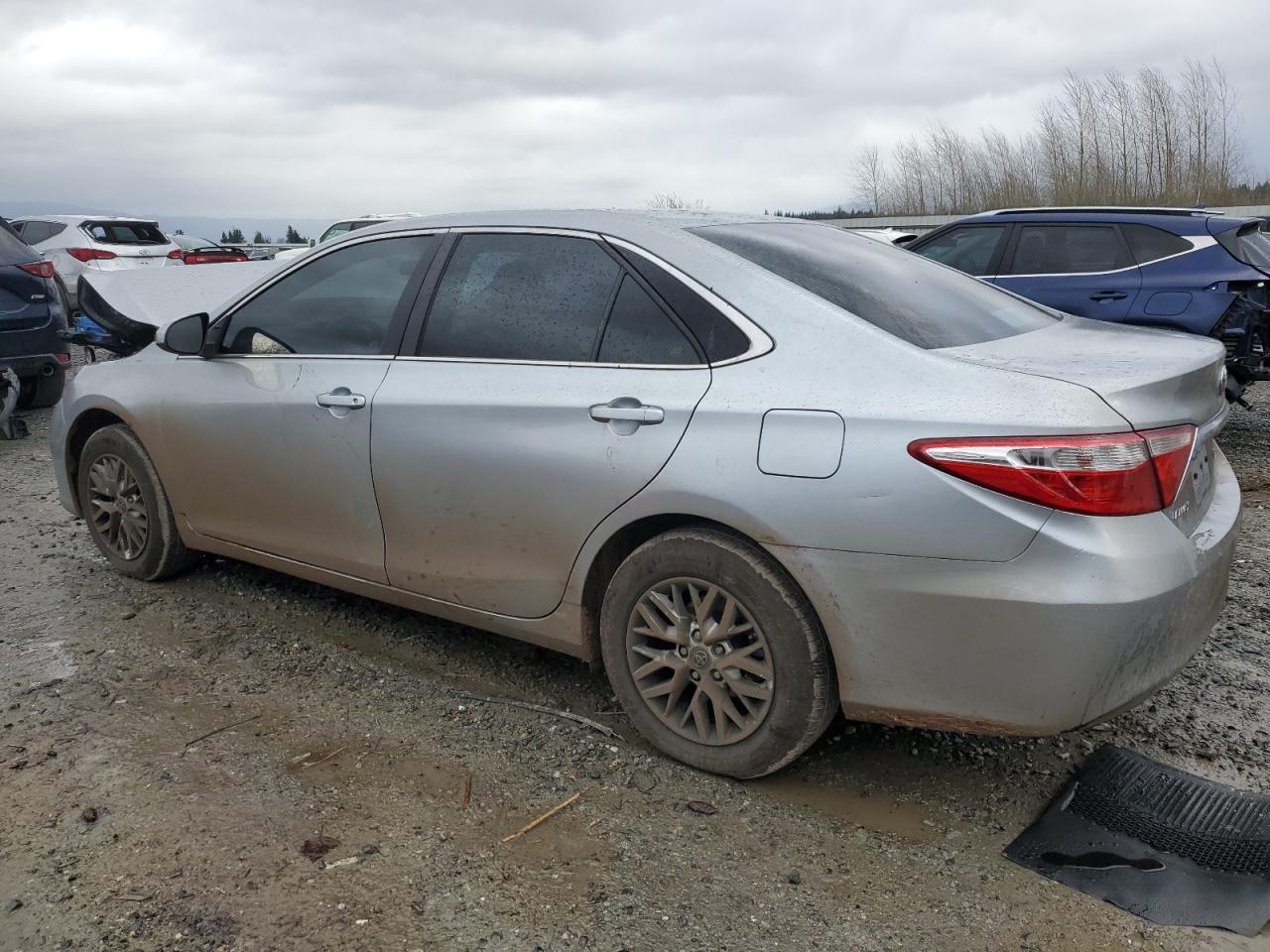 VIN 4T1BF1FK0HU655765 2017 TOYOTA CAMRY no.2