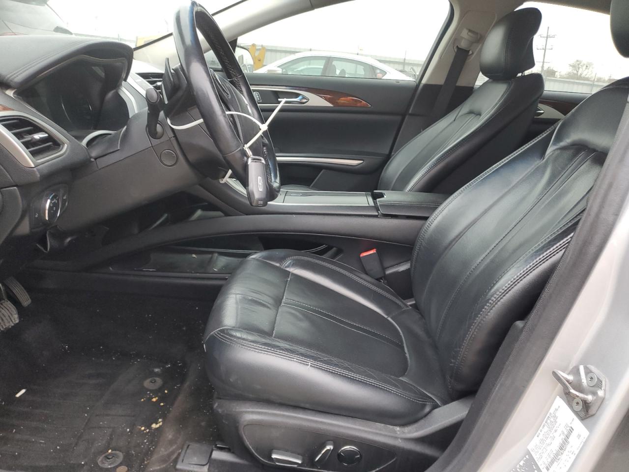 2015 Lincoln MKZ - Image 7