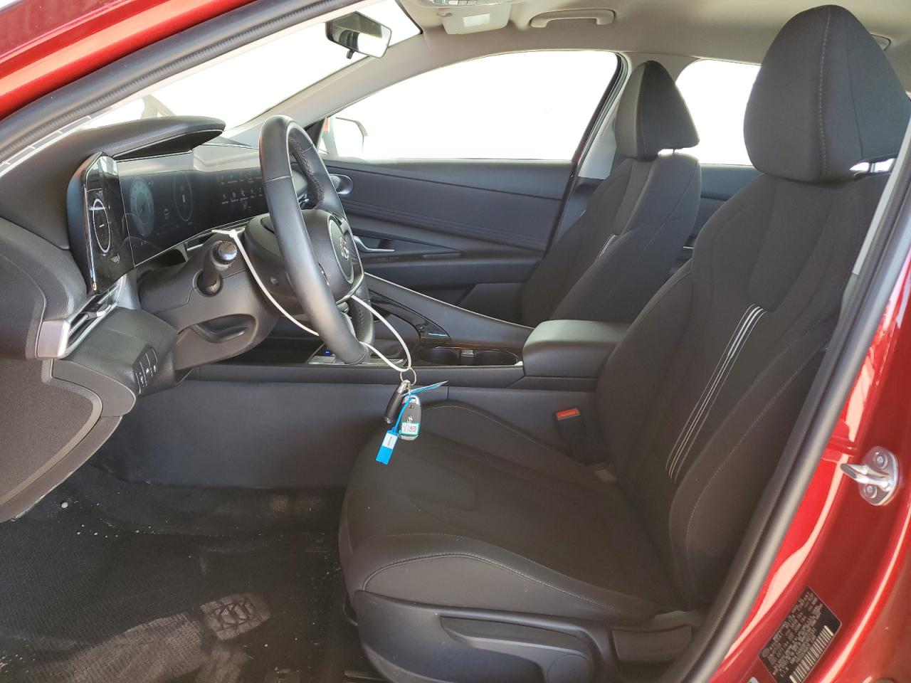 2023 Hyundai Elantra - Image 7