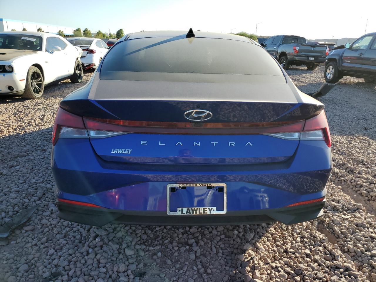 2023 Hyundai Elantra - Image 6