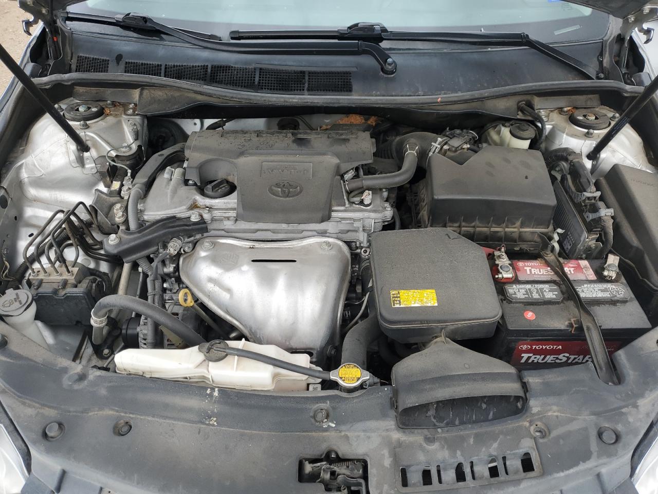 2015 Toyota Camry - Image 12