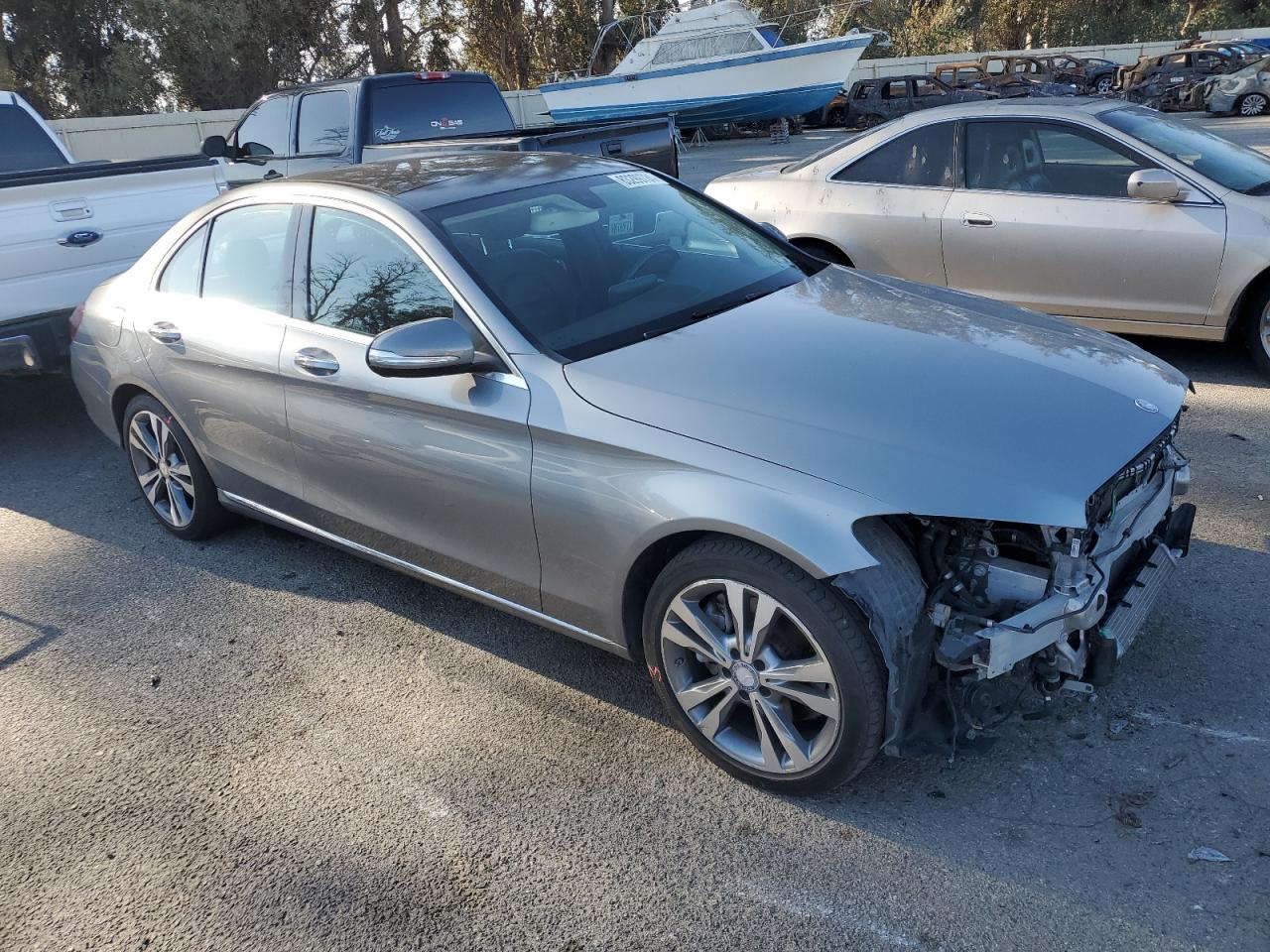 VIN 55SWF4KB6FU017893 2015 MERCEDES-BENZ C-CLASS no.4