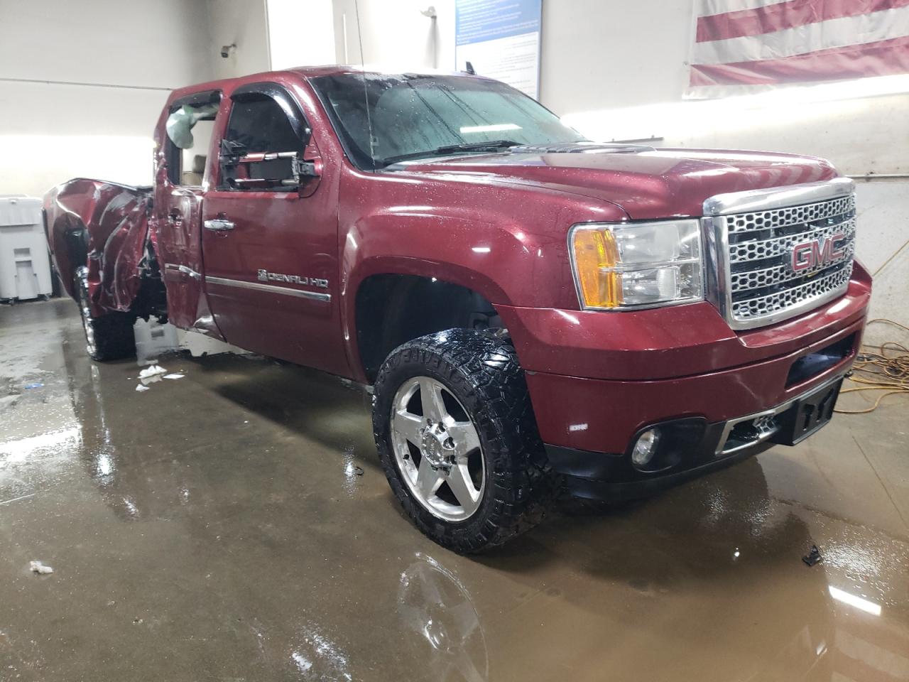 2014 GMC Sierra - Image 4