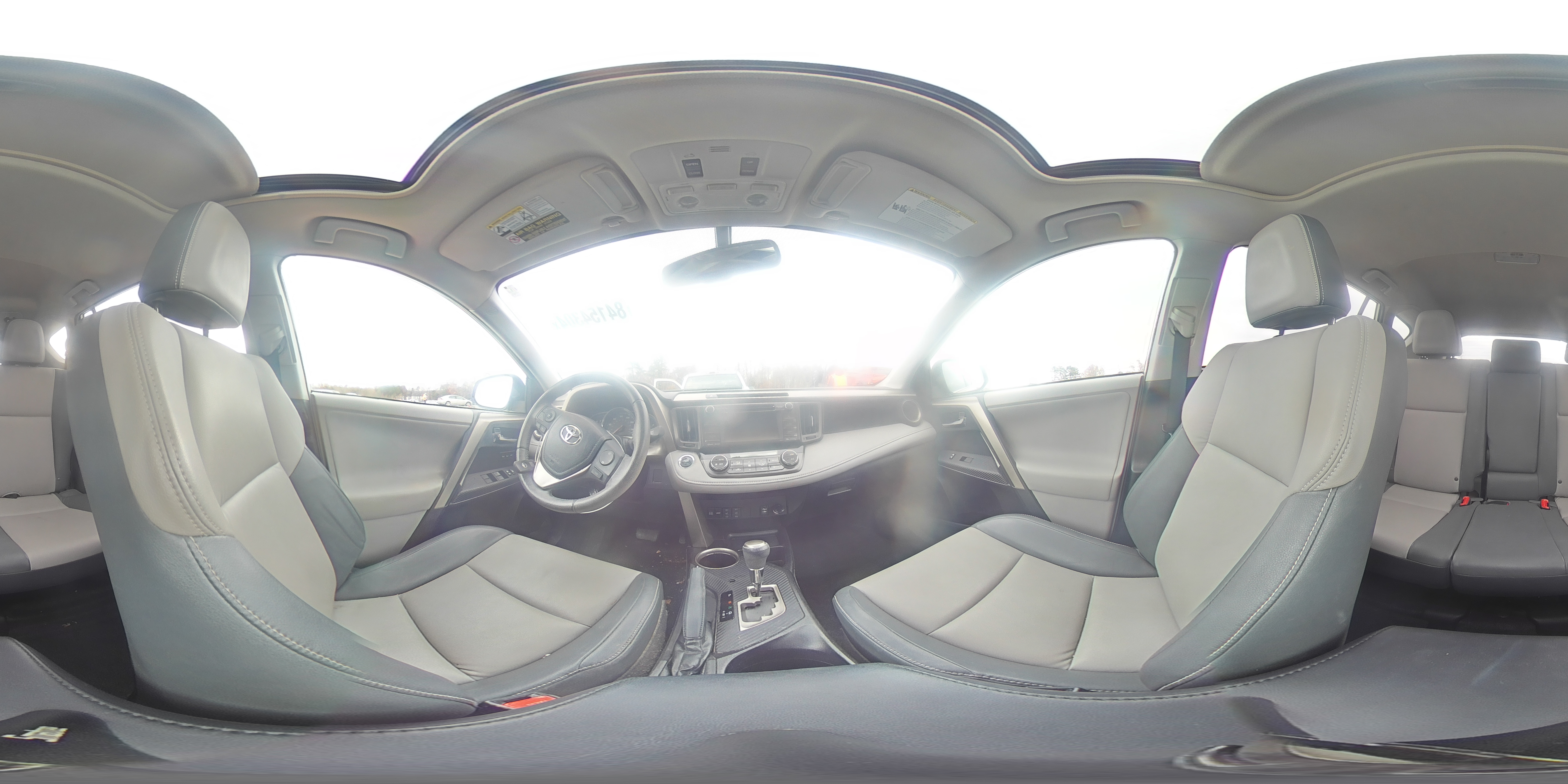 2013 Toyota RAV 4 - Image 13