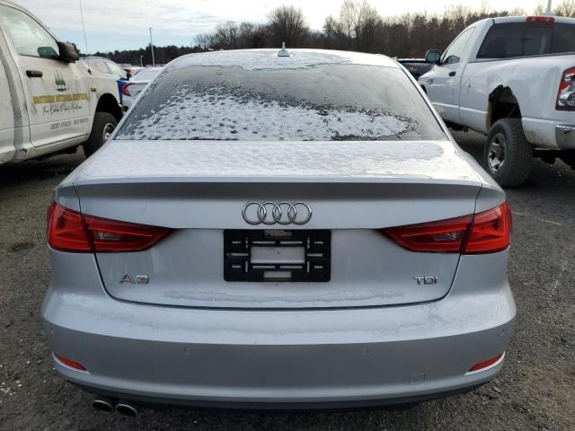 Sedans AUDI A3 2015 Srebrny