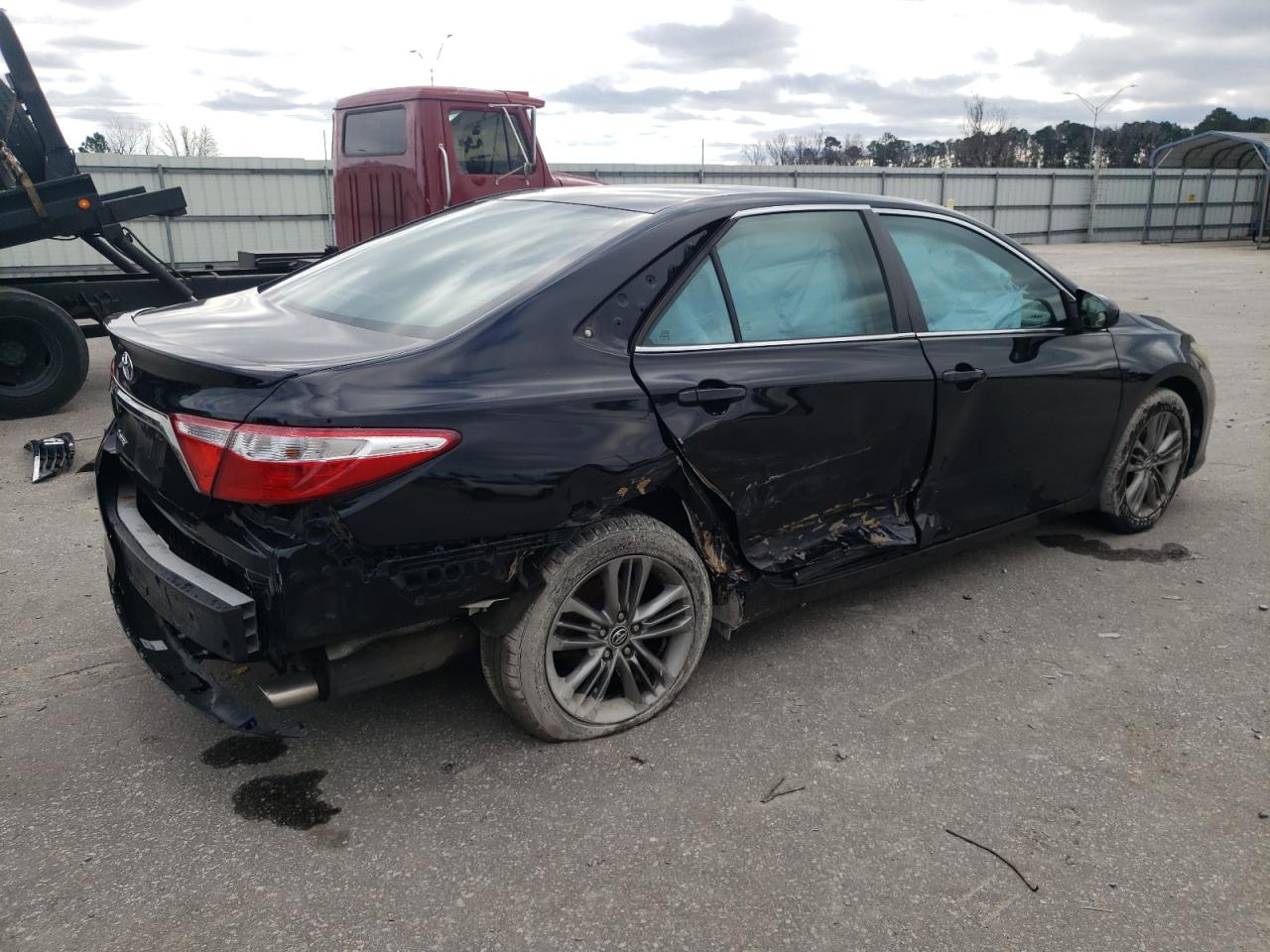 2016 Toyota Camry - Image 3