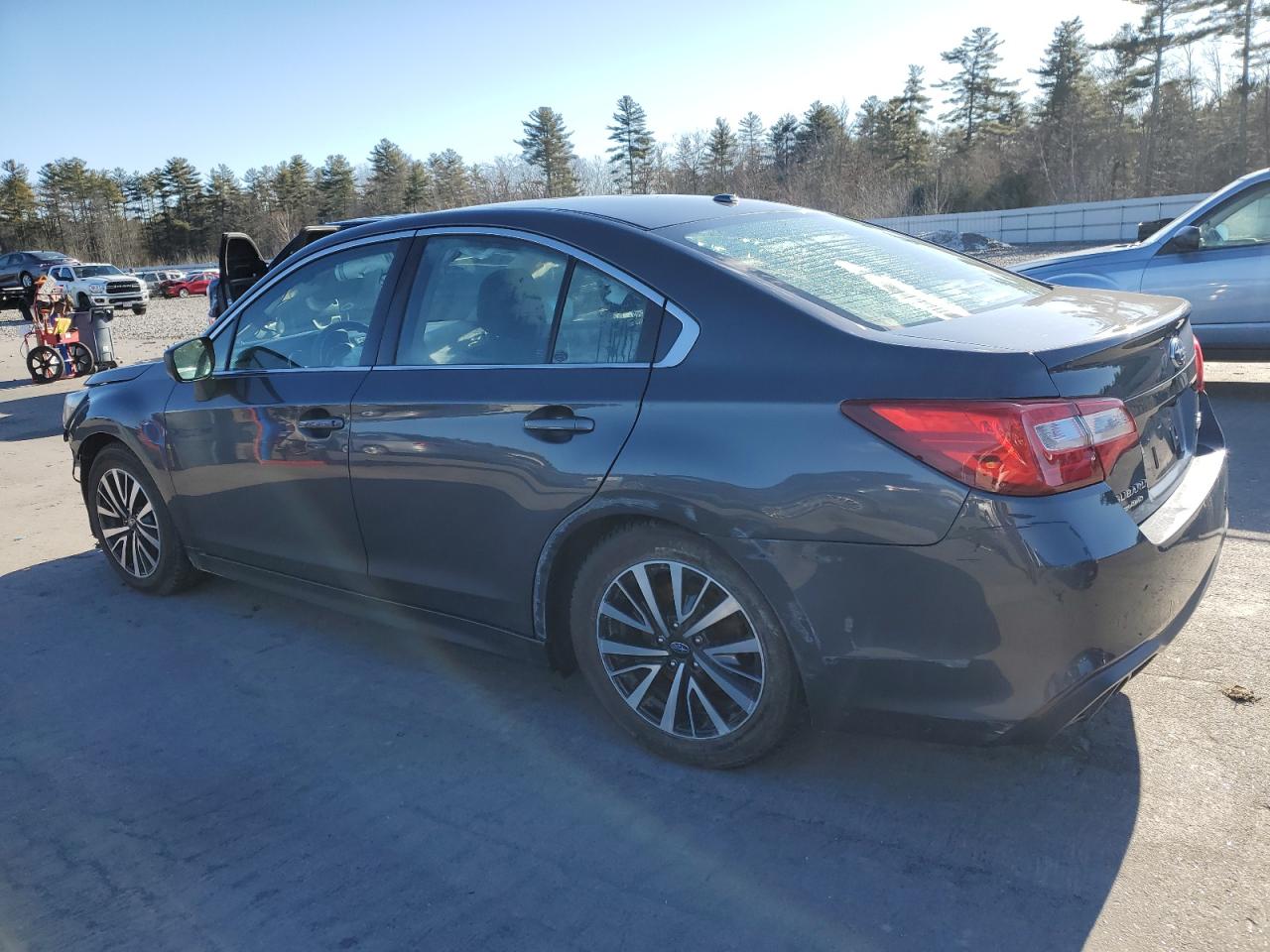2019 Subaru Legacy - Image 2