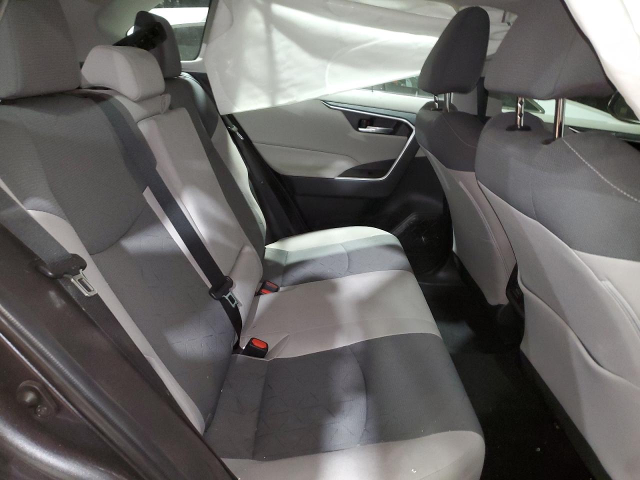 2020 Toyota Rav4 Xle VIN: 2T3W1RFV8LC060303 Lot: 47846515