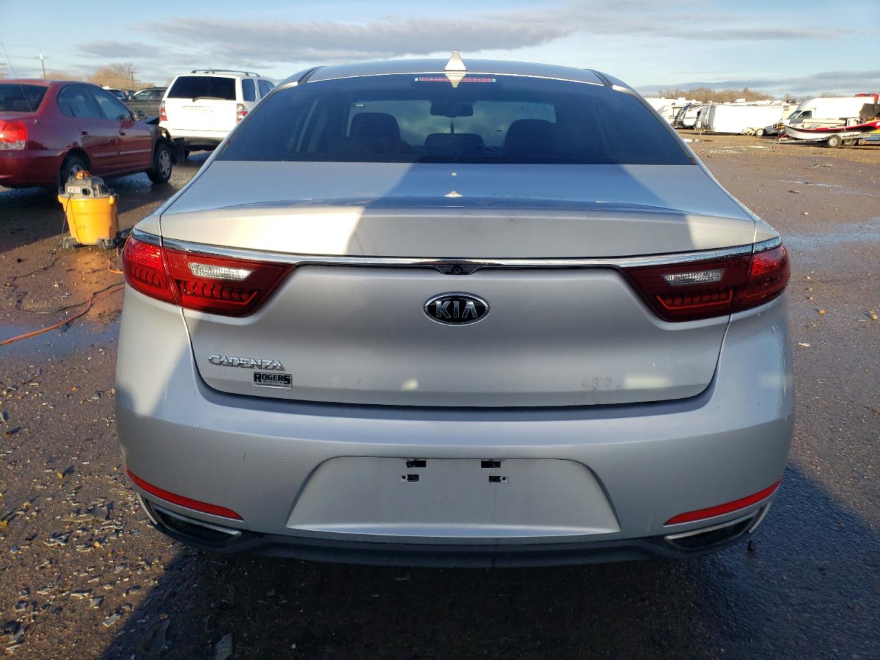 VIN KNALB4J19H5050526 2017 KIA CADENZA no.6