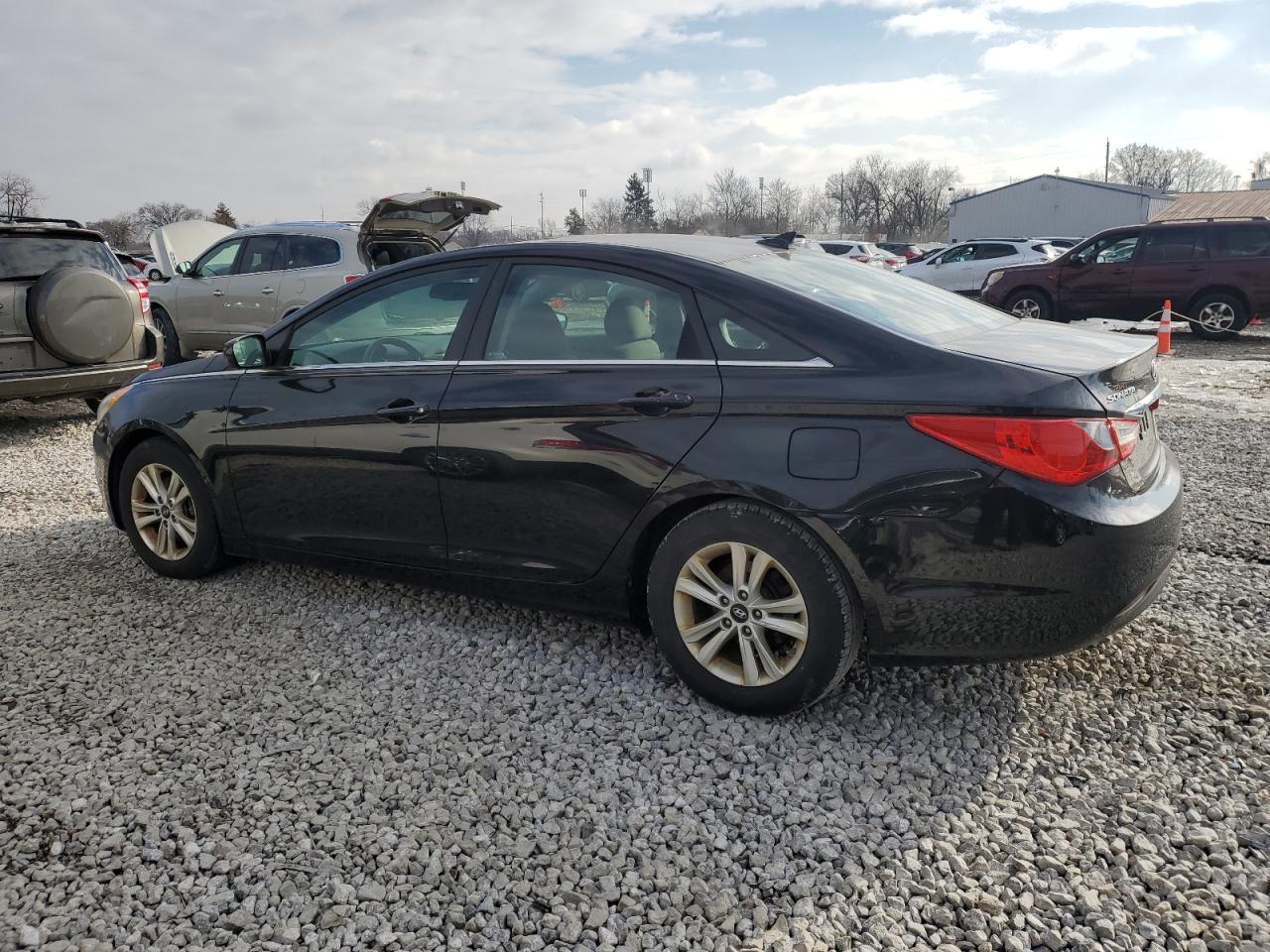 2012 Hyundai Sonata - Image 2