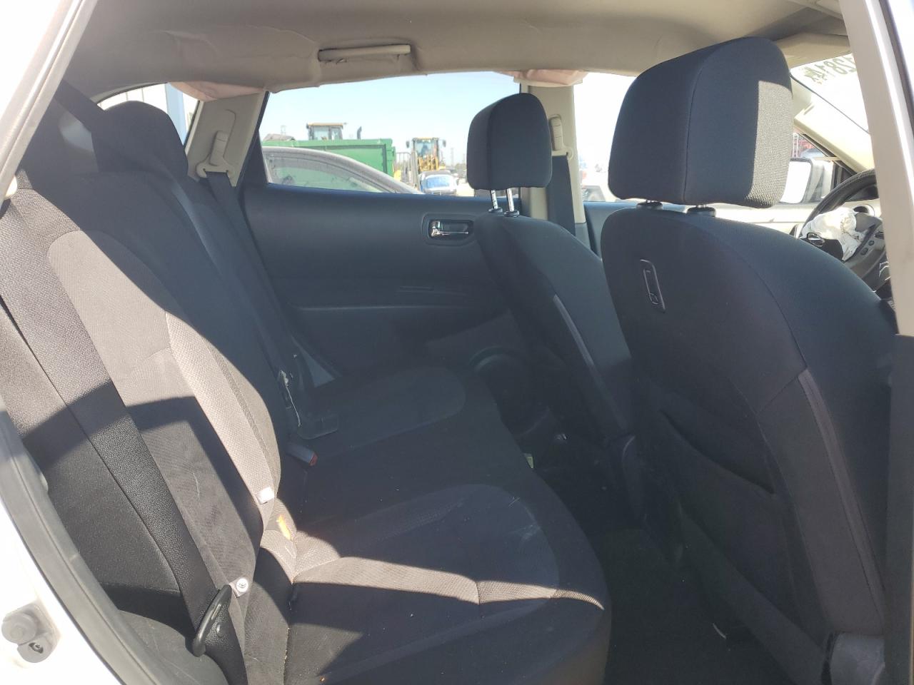 2013 Nissan Rogue - Image 11