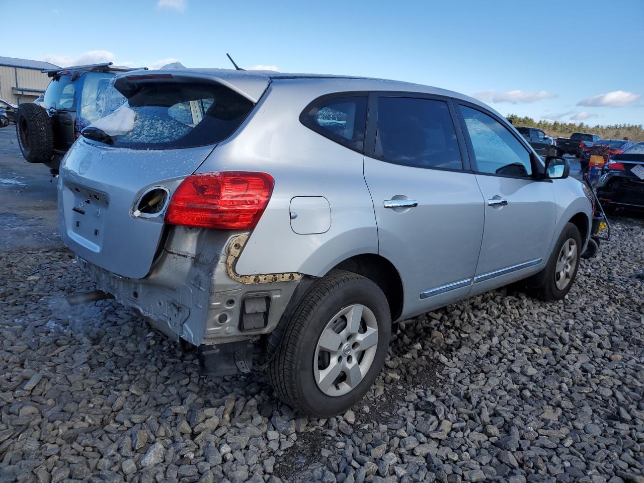 2013 Nissan Rogue - Image 3