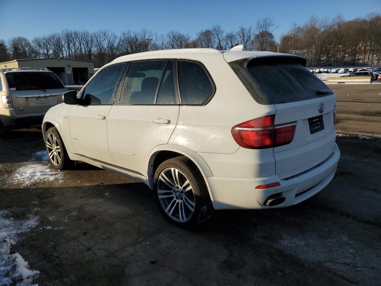 VIN 5UXZV4C55D0E07732 2013 BMW X5 no.2