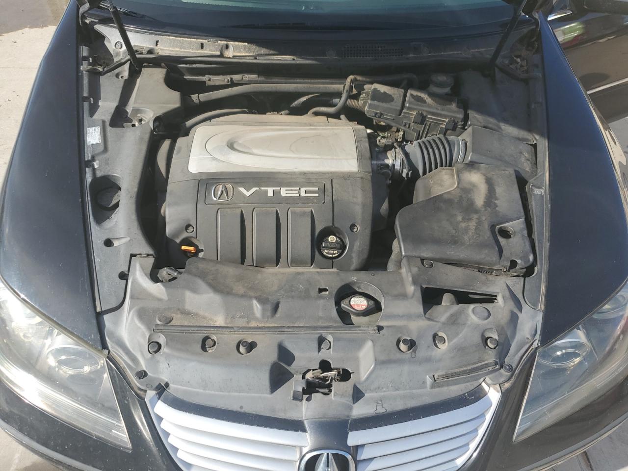 2006 Acura RL - Image 11