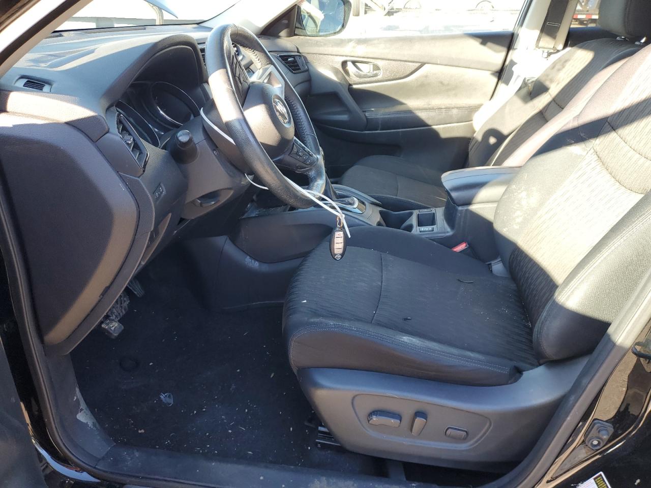 2017 Nissan Rogue - Image 7