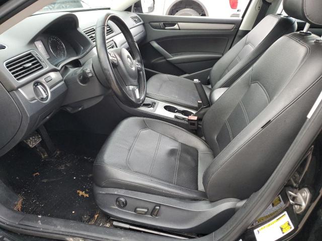 Sedans VOLKSWAGEN PASSAT 2014 Czarny