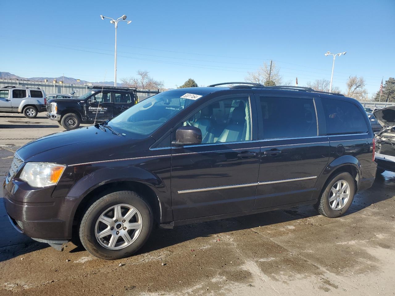 2010 Chrysler Town & Country - Image 1