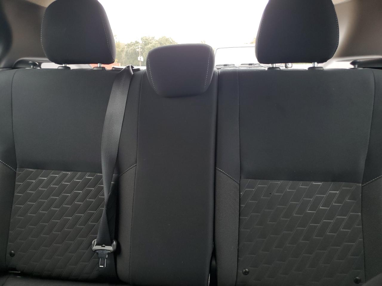 2024 Nissan Kicks - Image 10