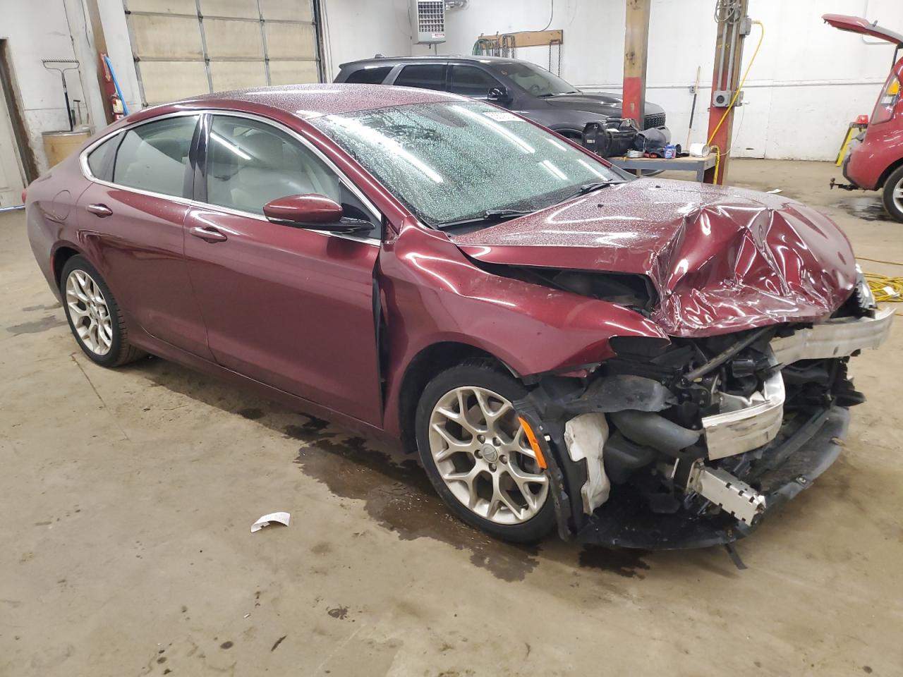 VIN 1C3CCCEG8FN624236 2015 CHRYSLER 200 no.4