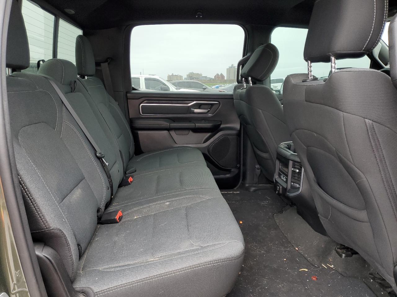 2021 RAM 1500 - Image 10