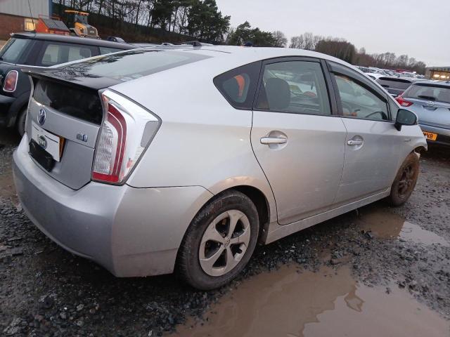 2015 TOYOTA PRIUS HYBR