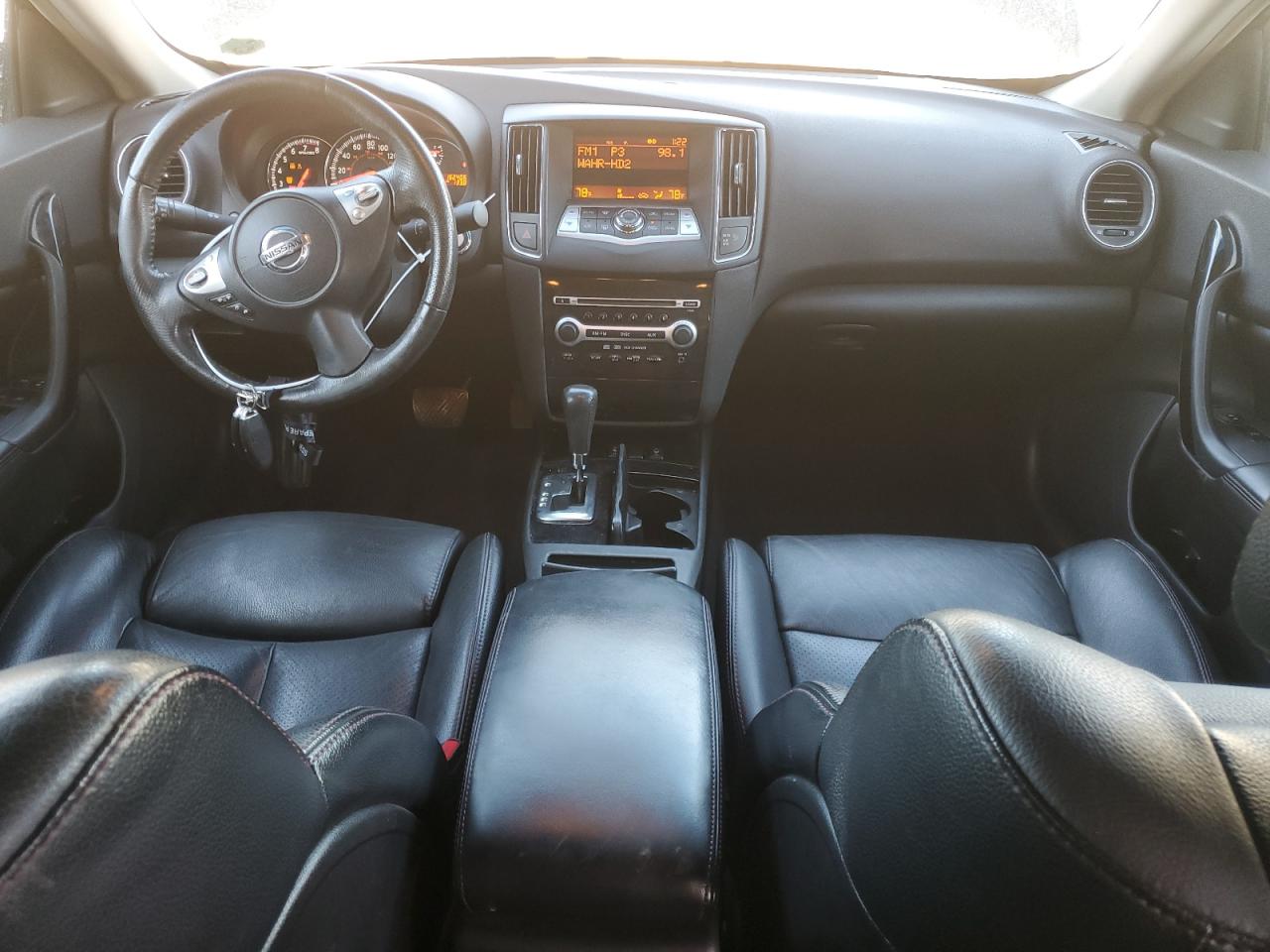 2009 Nissan Maxima - Image 8