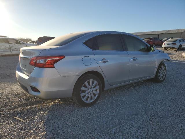 Sedans NISSAN SENTRA 2016 Srebrny