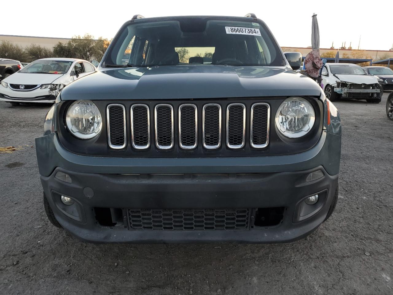 2018 Jeep Renegade - Image 5