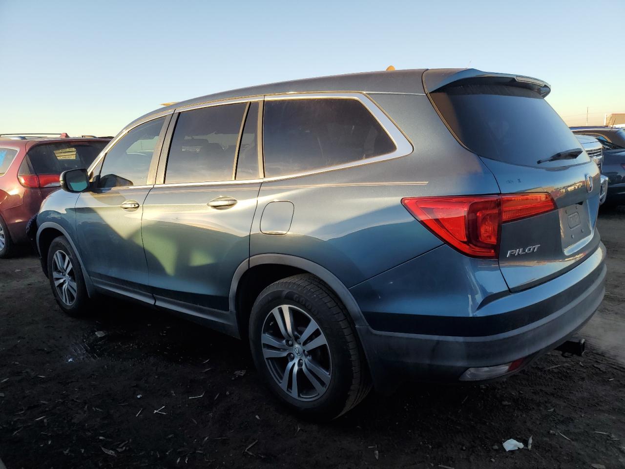 2016 Honda Pilot - Image 2
