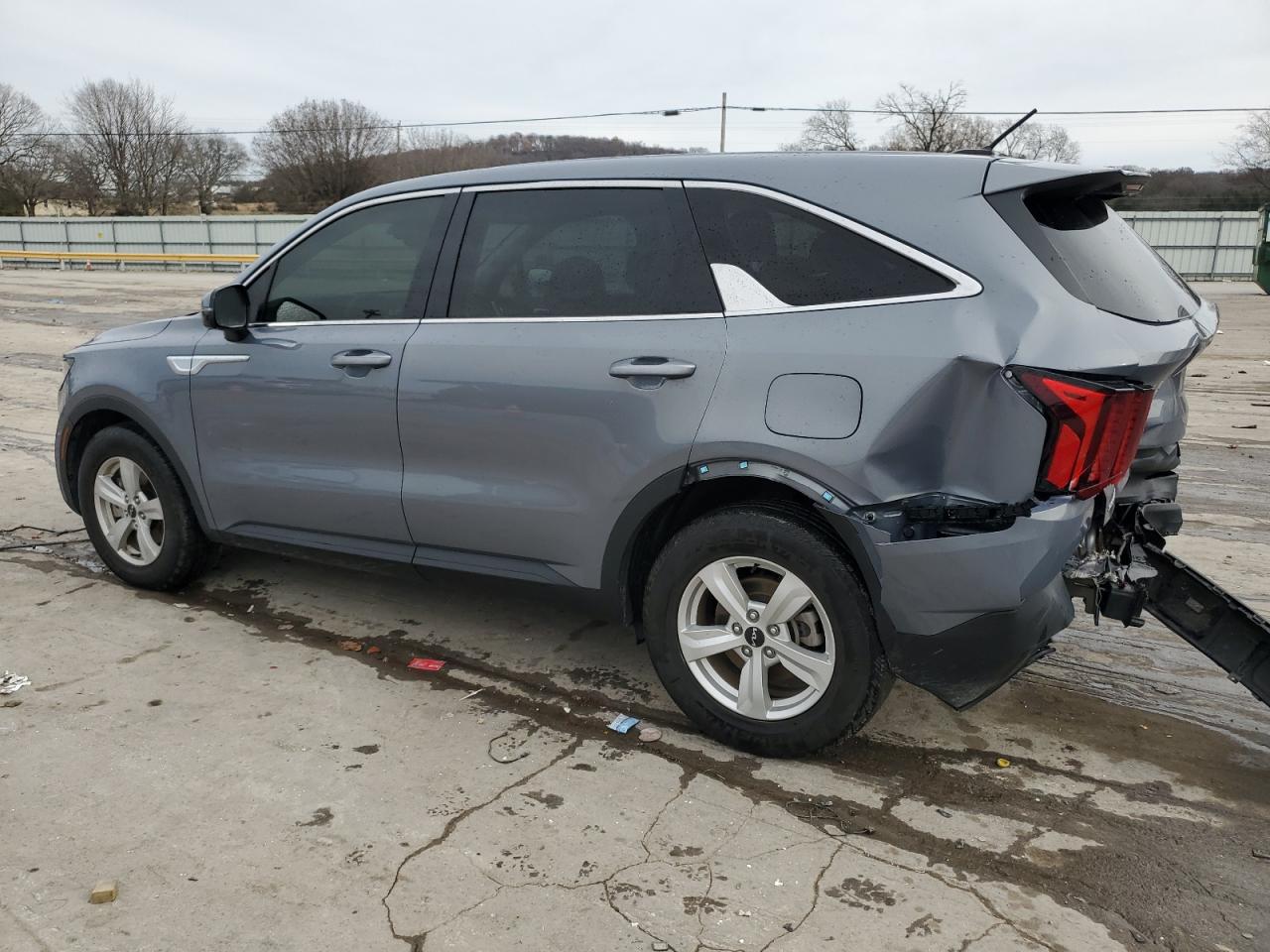 2023 Kia Sorento - Image 2