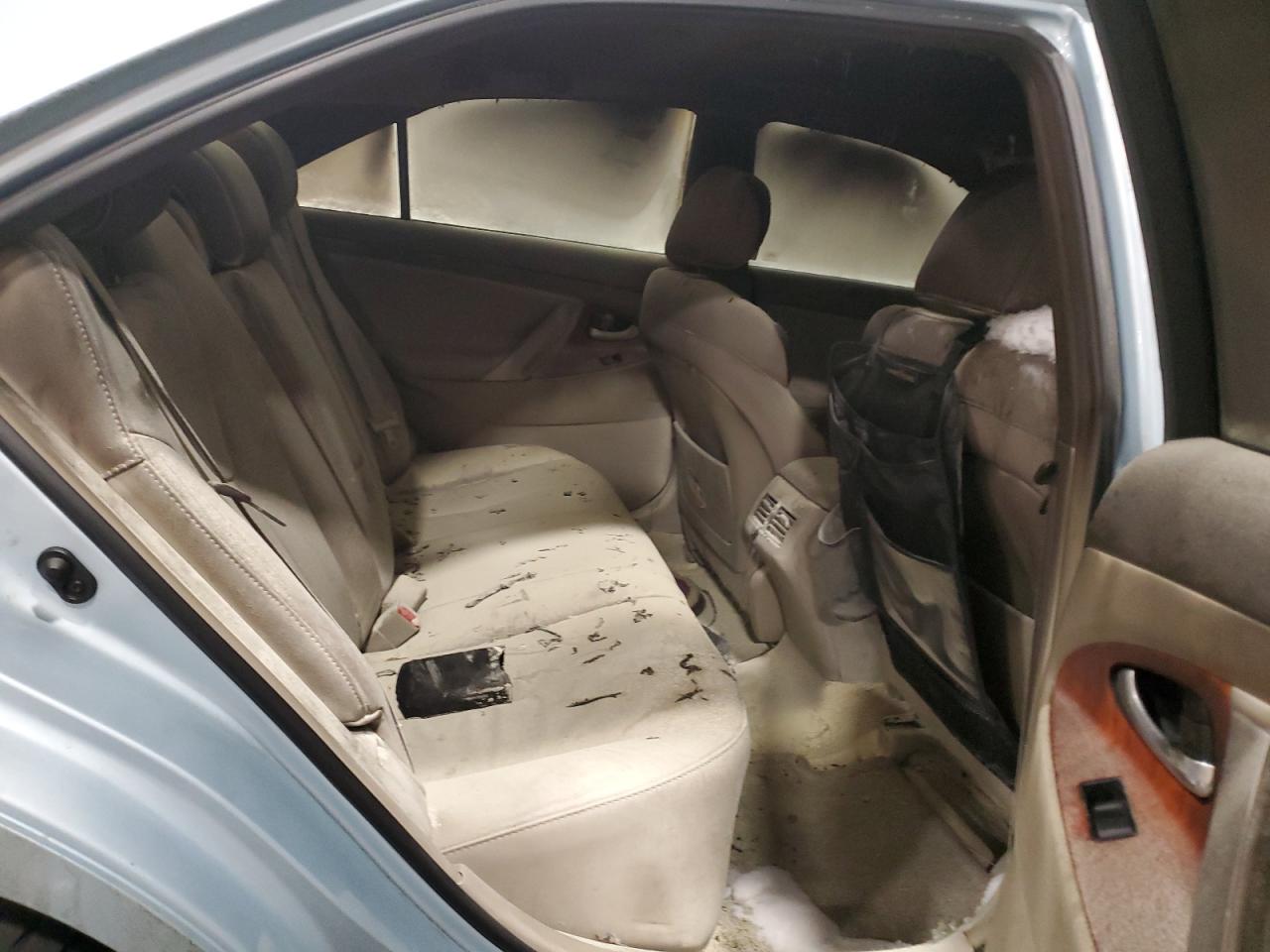 2009 Toyota Camry - Image 11