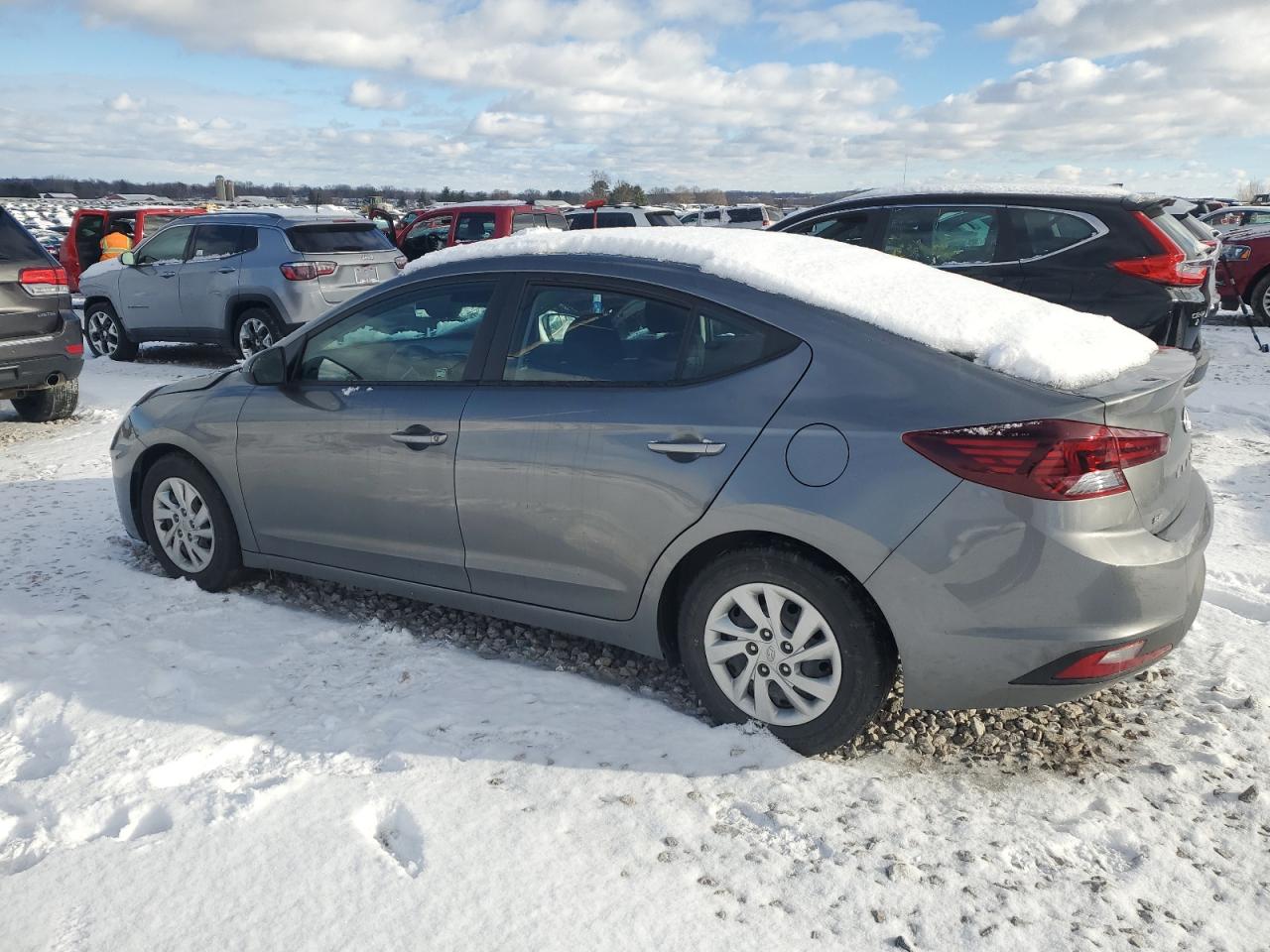 2020 Hyundai Elantra - Image 2