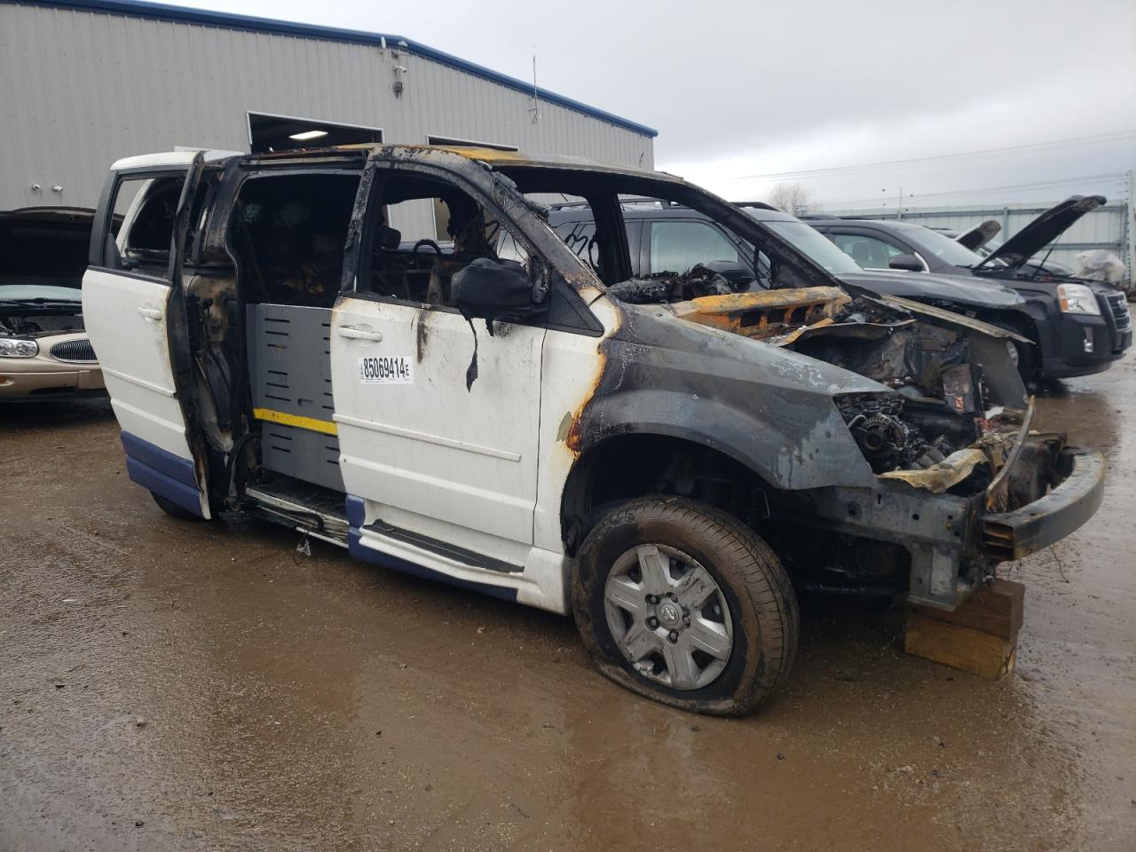 2010 Dodge Caravan - Image 4