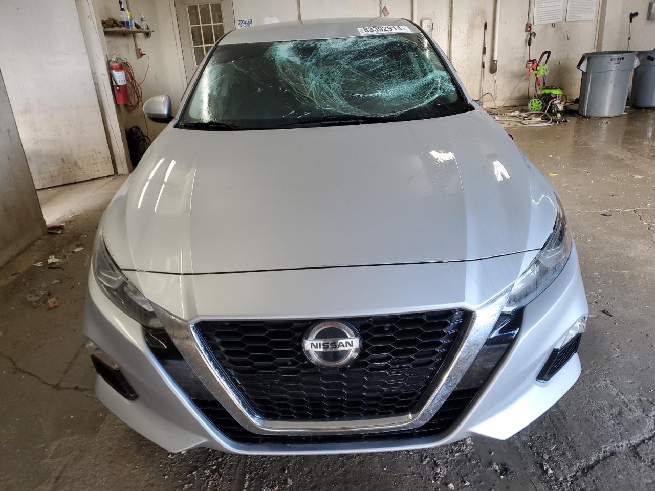 2020 Nissan Altima - Image 5