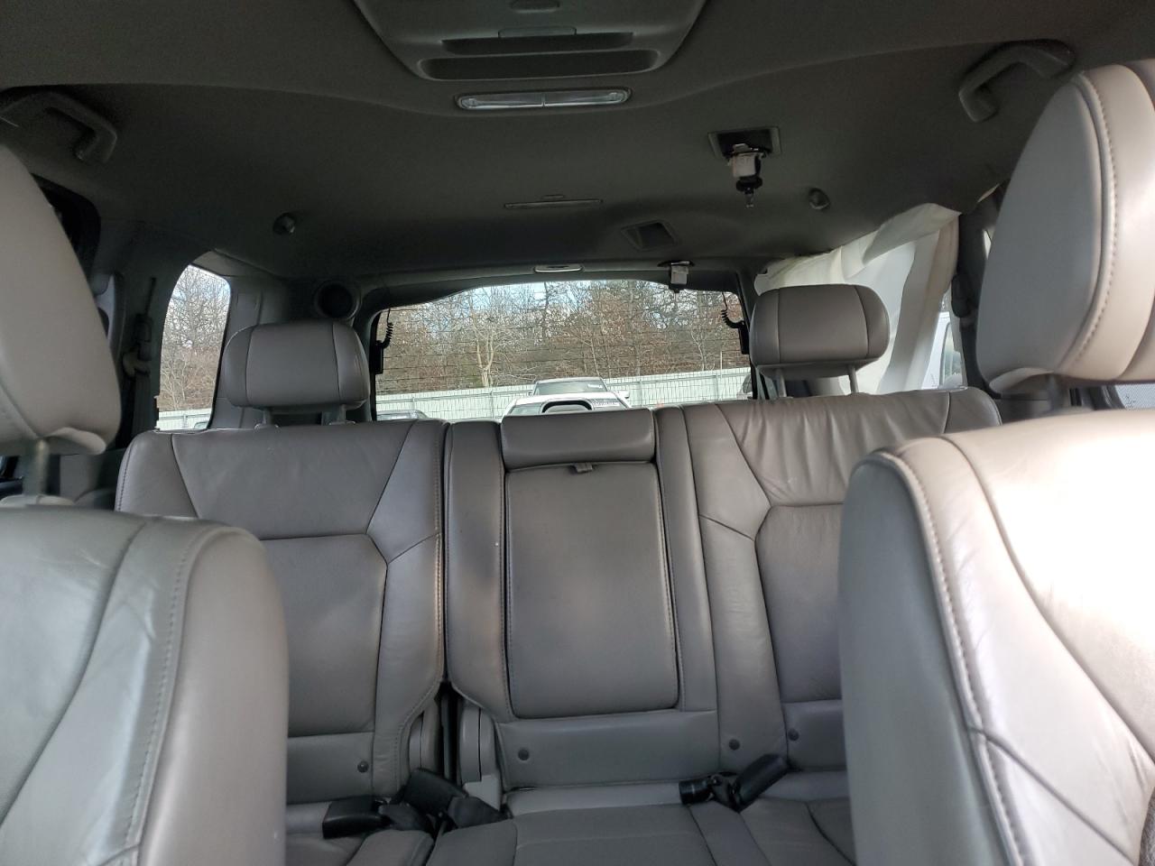 2011 Honda Pilot Touring VIN: 5FNYF4H9XBB018473 Lot: 83220684