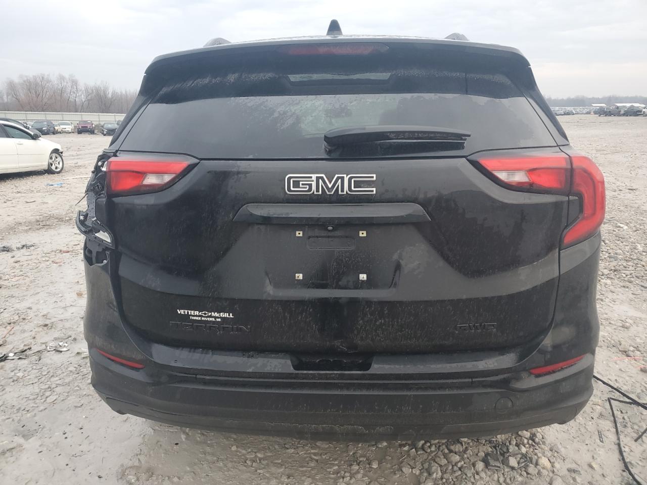 2021 GMC Terrain - Image 6