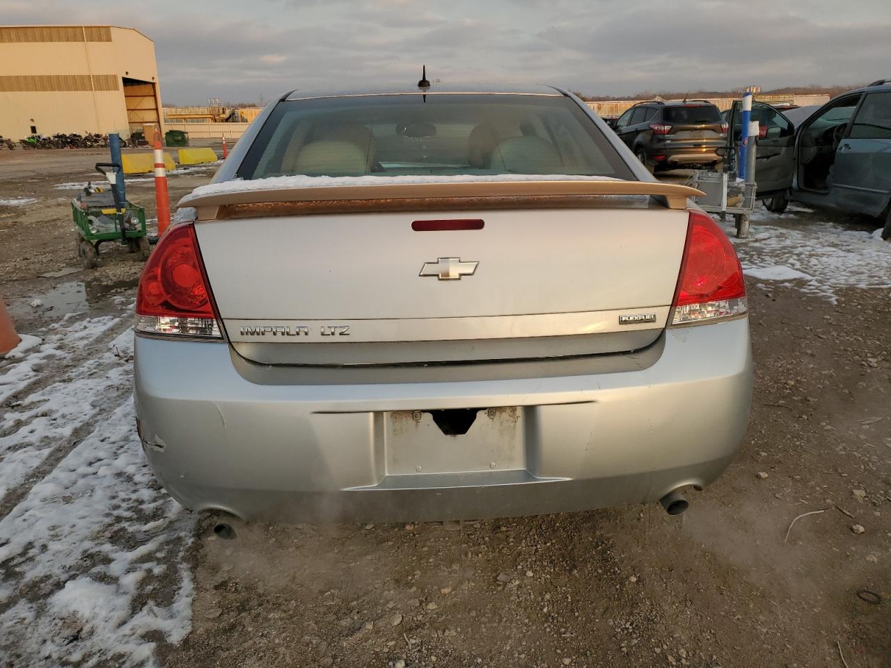 2012 Chevrolet Impala - Image 6