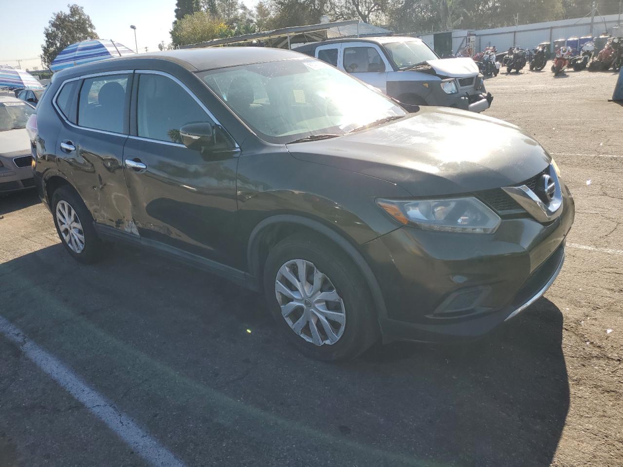 VIN 5N1AT2MT6FC871158 2015 NISSAN ROGUE no.4