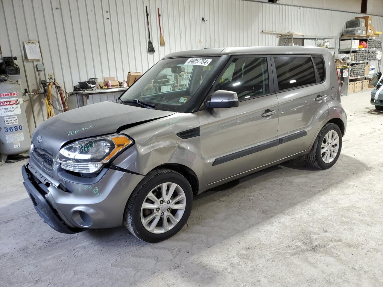 VIN KNDJT2A64D7573927 2013 KIA SOUL no.1