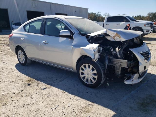  NISSAN VERSA 2013 Silver