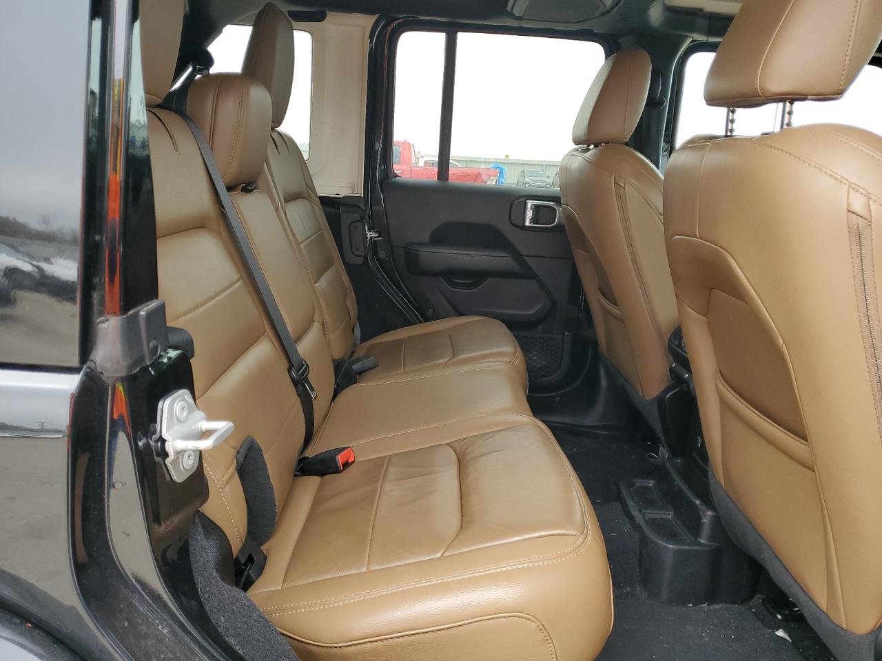 2020 Jeep Wrangler - Image 11