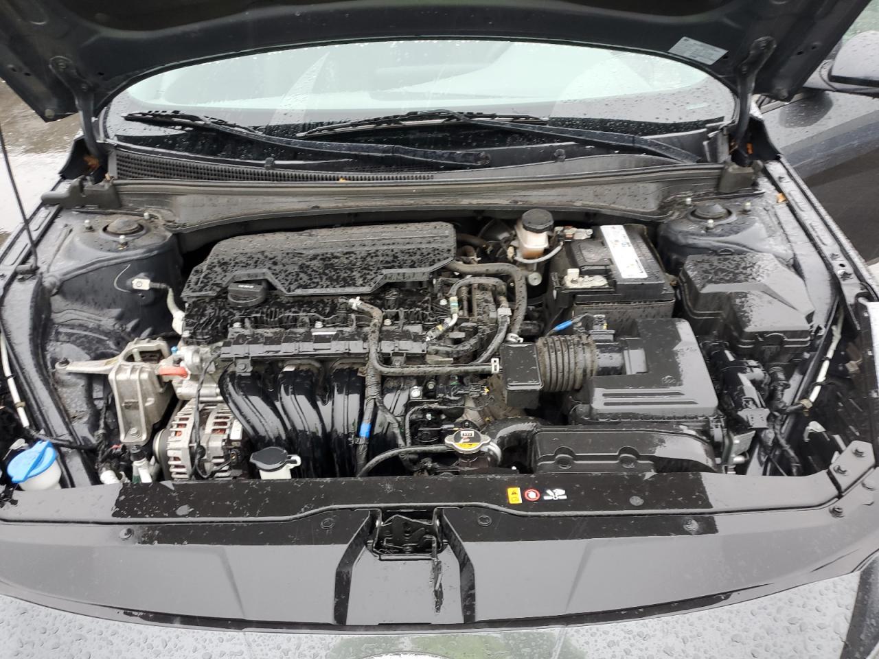 2021 Hyundai Elantra - Image 11