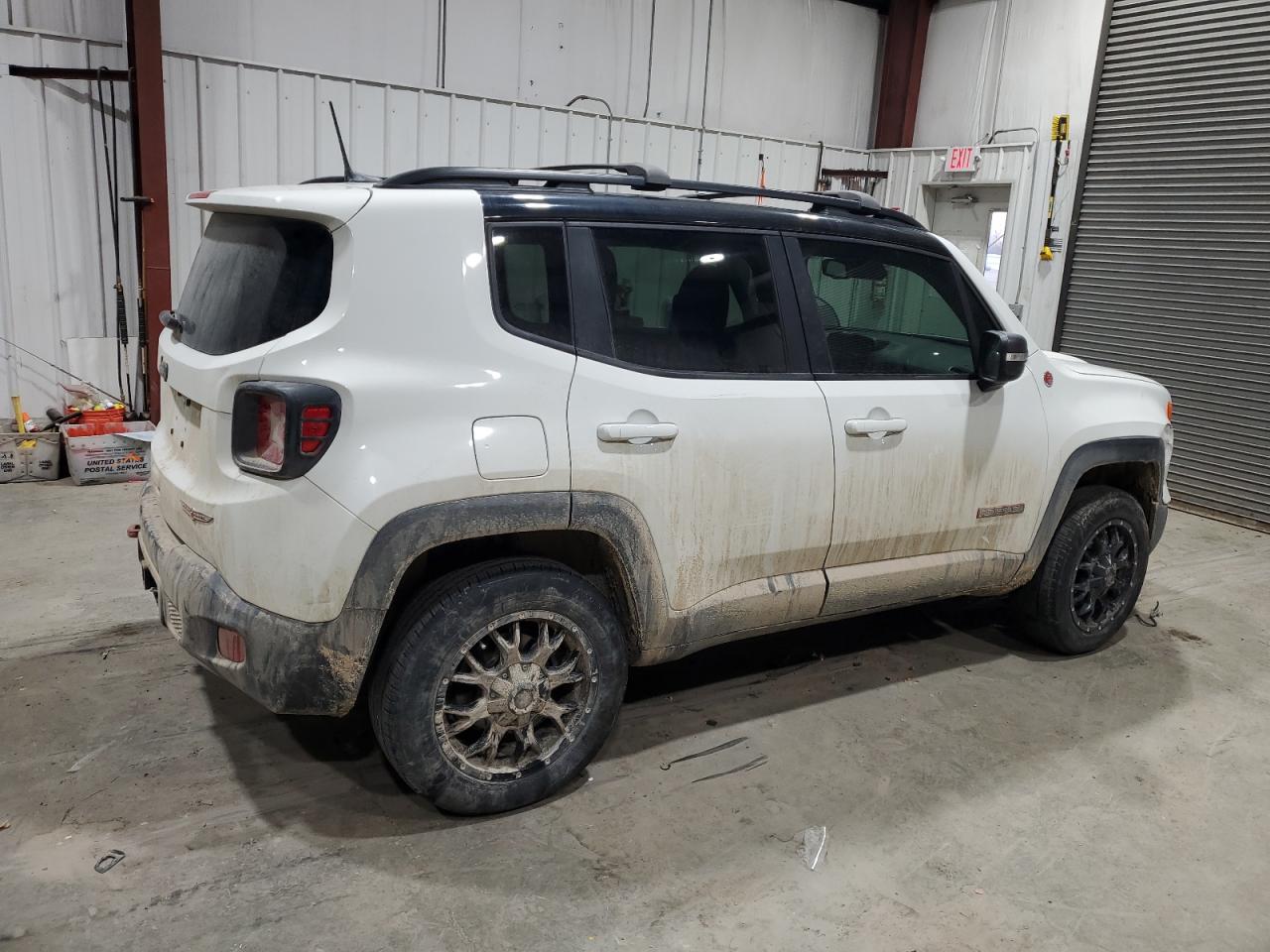 2018 Jeep Renegade - Image 3