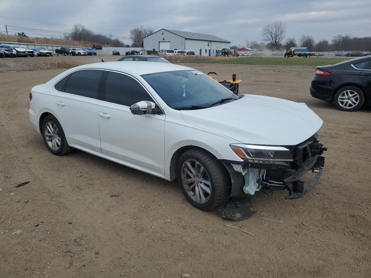 2020 Volkswagen Passat - Image 4