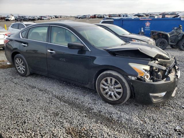 Sedans NISSAN ALTIMA 2014 Czarny