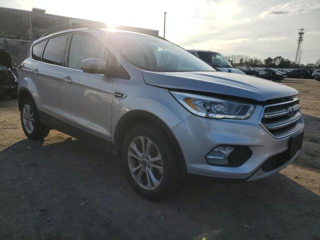  FORD ESCAPE 2017 Сріблястий