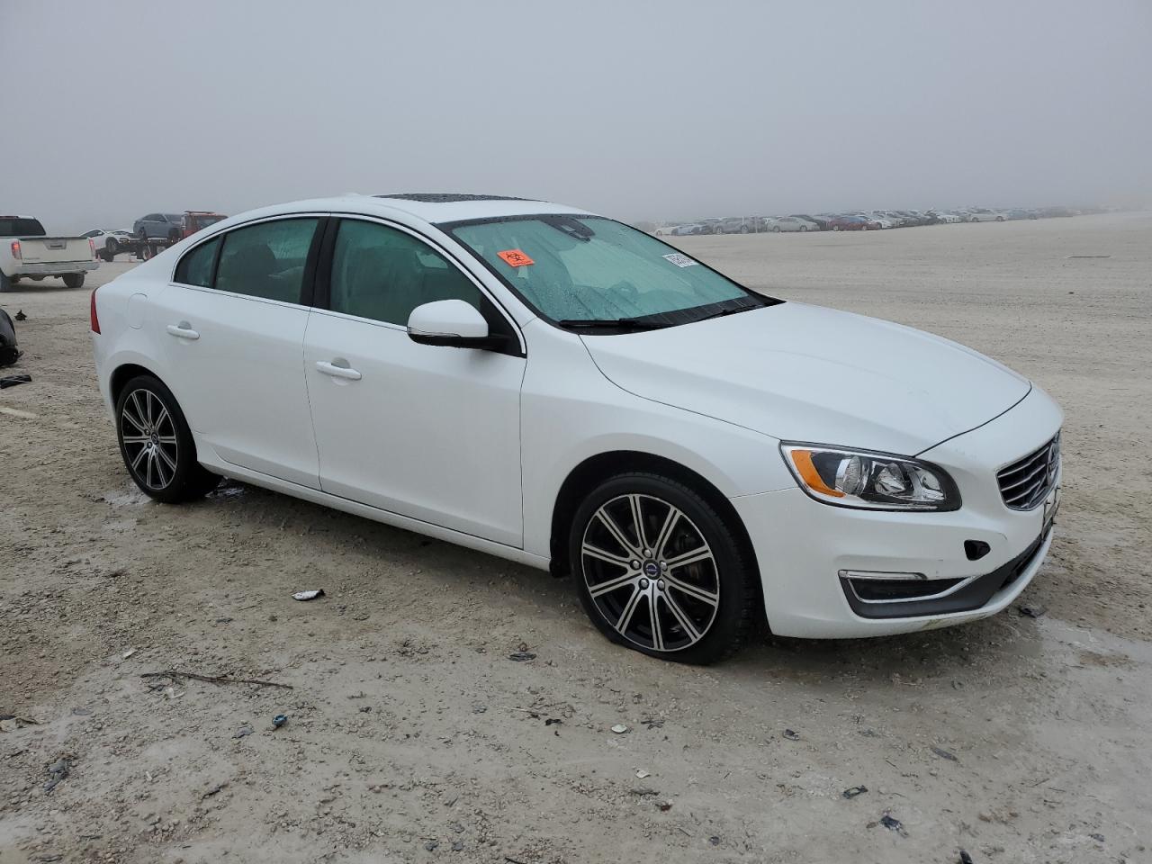 VIN LYV402TK3JB170982 2018 VOLVO S60 no.4